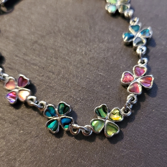 💎2/$10 Multicolored Four-Leaf Clover Bracelet - Picture 2 of 4
